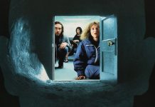 Review phim Being John Malkovich (1999) – Tôi là tôi hay là tôi là John Malkovich?