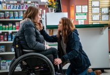 Review phim Run (2020) Trốn chạy đầy kịch tính